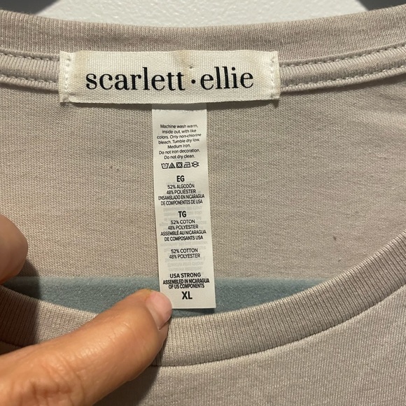 Graphic T “Grow through what you go through” In the softest material. Size Xl - Picture 3 of 4